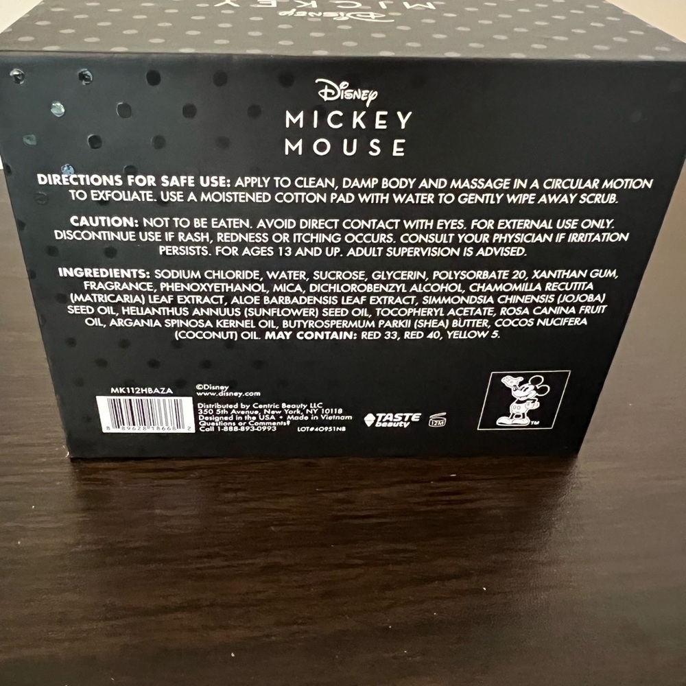 Disney Mickey and Minnie Mouse Sugar Scrub Duo - Picture 4 of 6